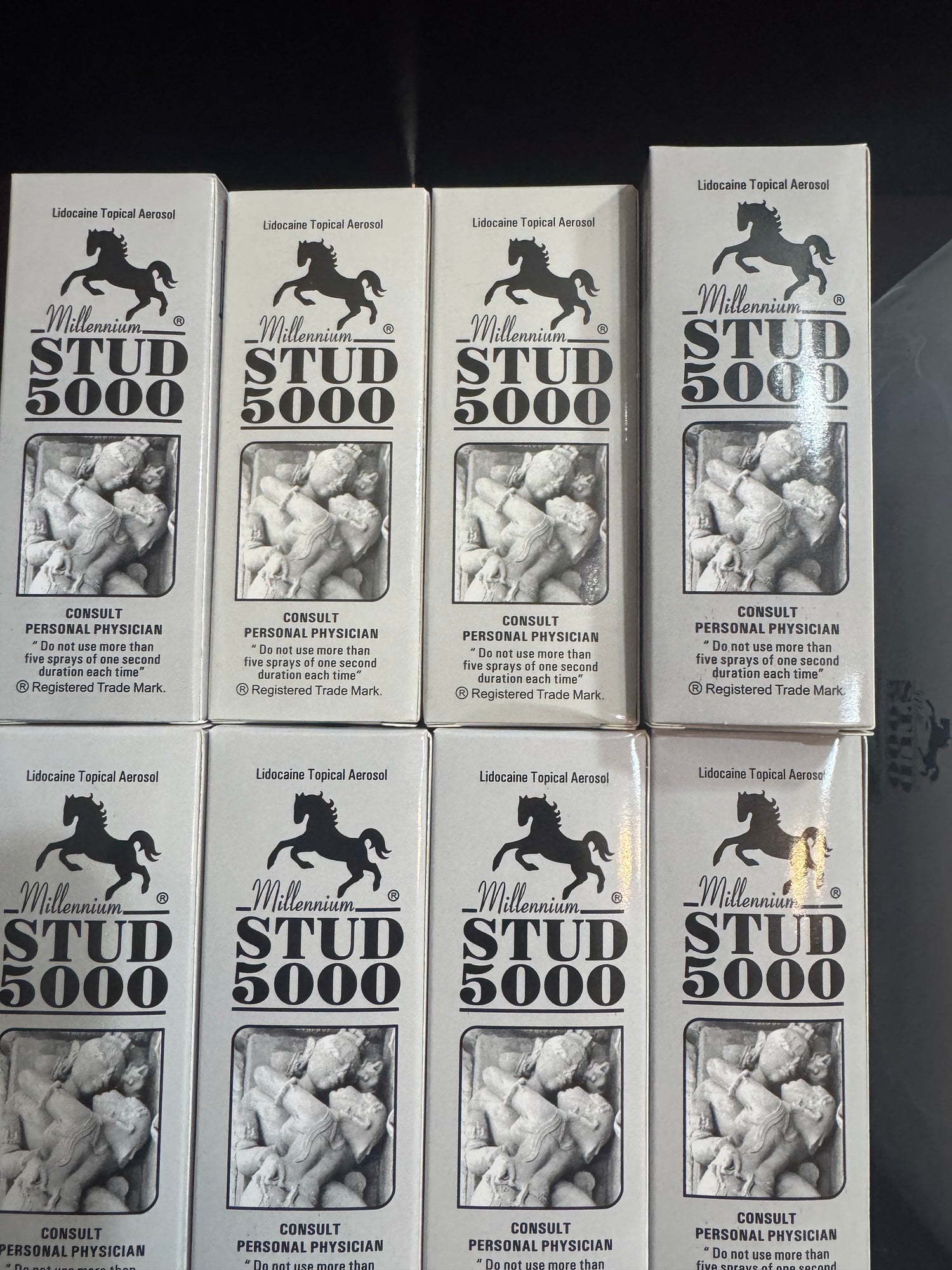 Stud 5000 (25 stud Pou $180)